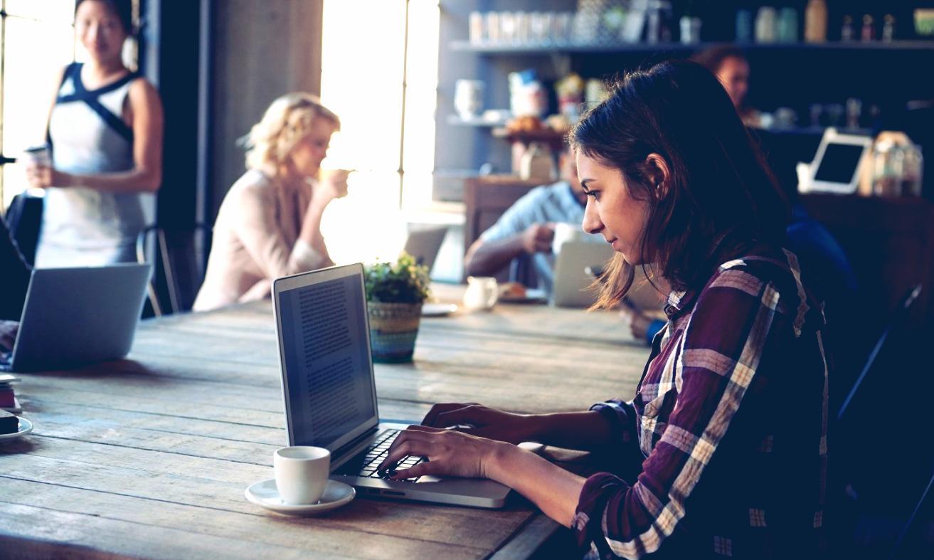 Online-Lernumgebung mit Fokus auf interaktive Sitzungen